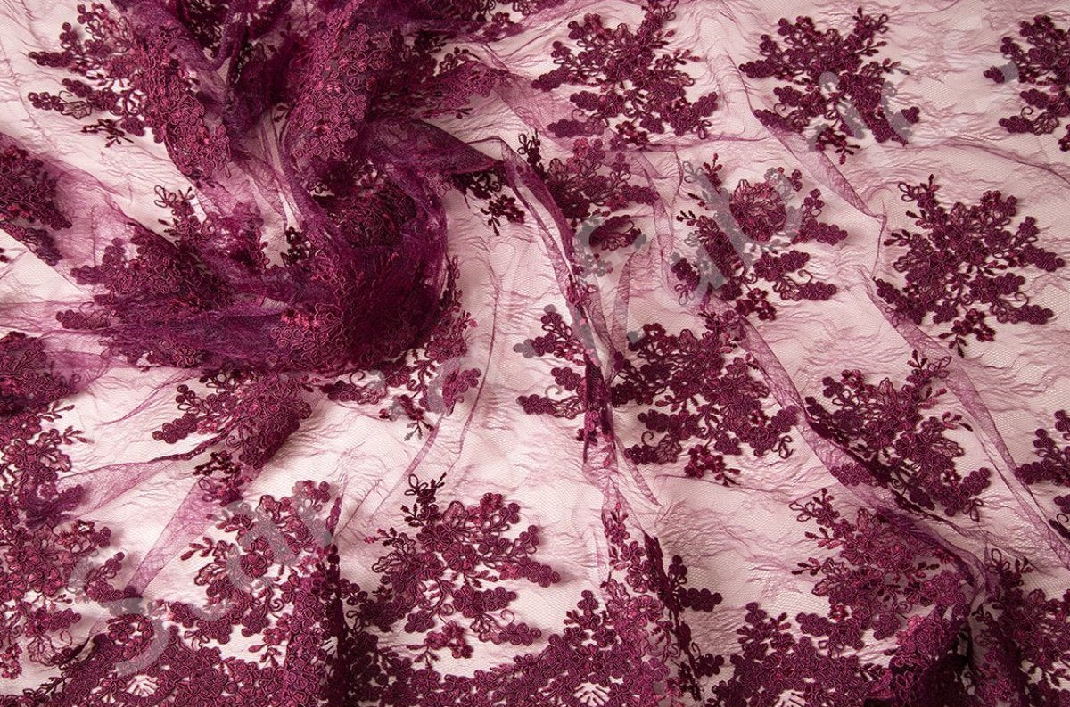 Red Scalloped Edge Drawstring Floral Embroidery Lace Fabric | Burç Fabric